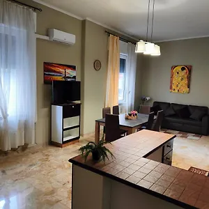 Ai Giardini Apartment Palermo