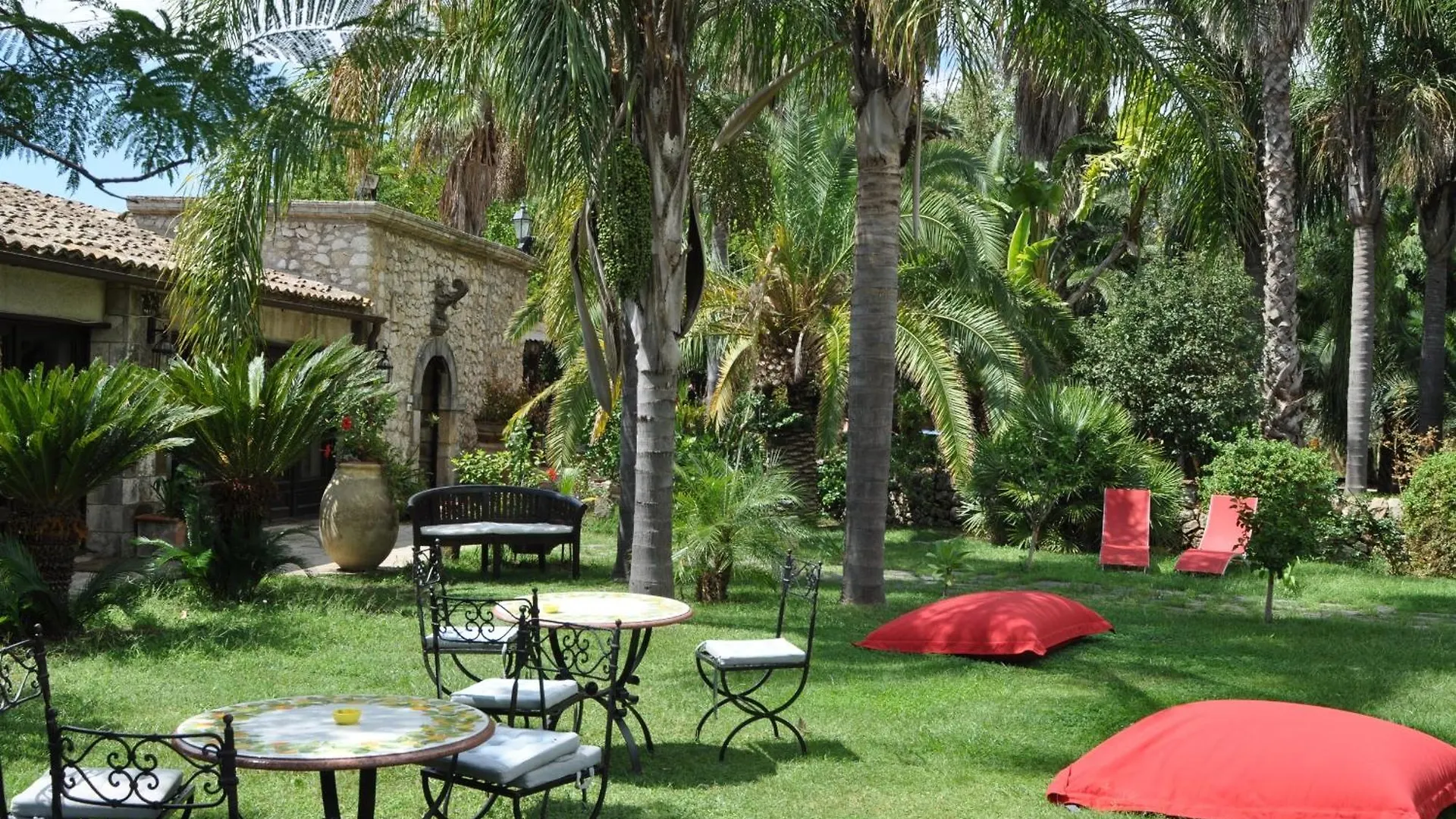 Villa Dei Papiri Fonte Ciane Syracuse